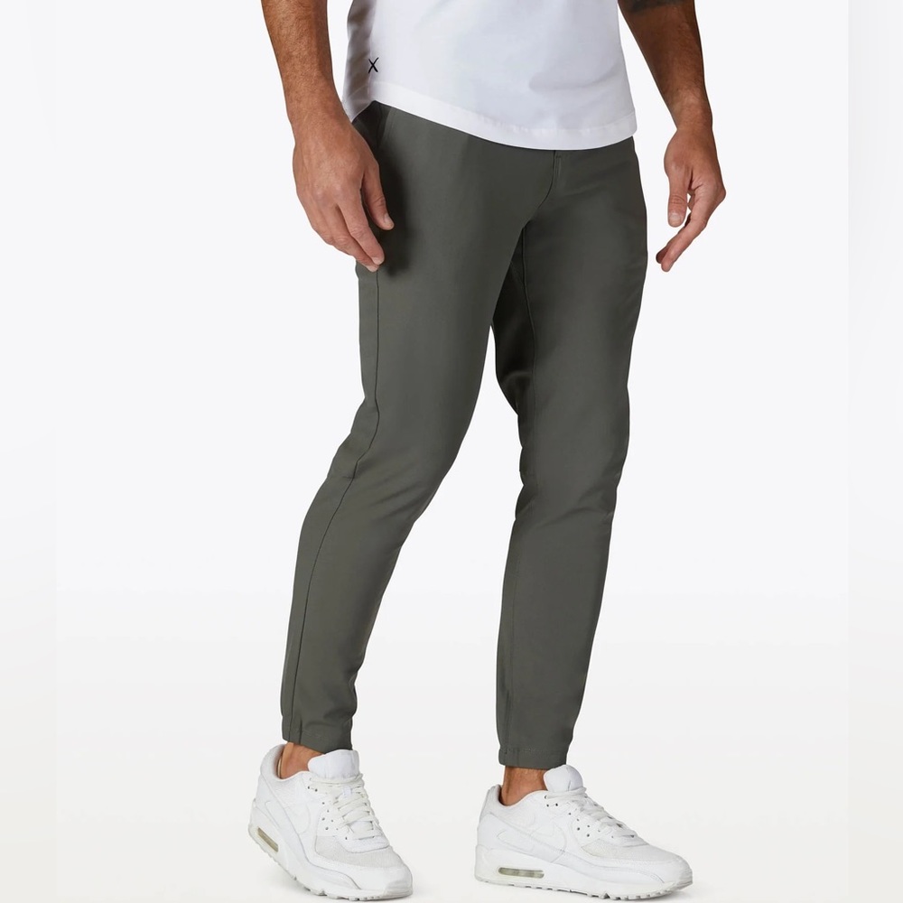 AO Jogger Dark Pine
